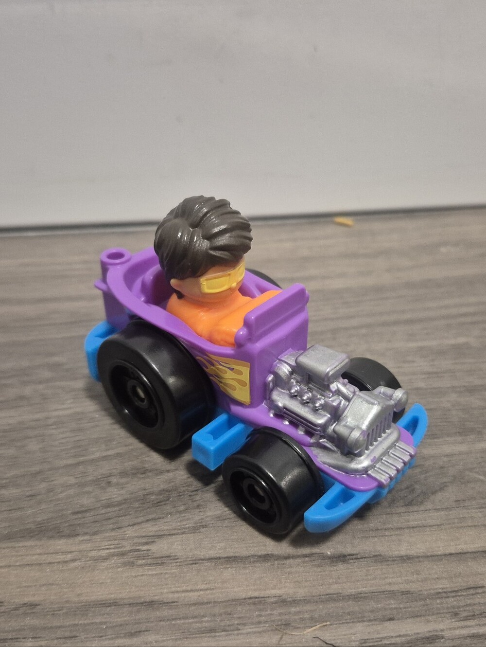 *5/$25* Fisher-Price Little People Wheelies Hot Rod (GMJ23)